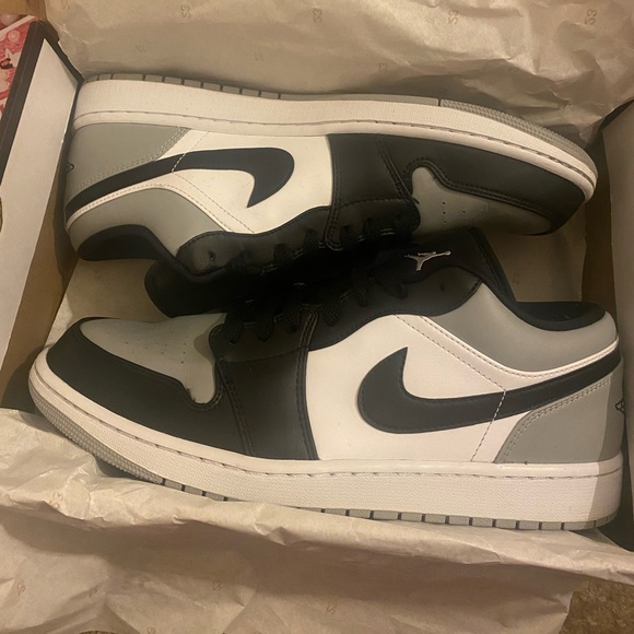 Size 12 Jordan 1 Low Light Smoke Grey - Picture 1 of 6